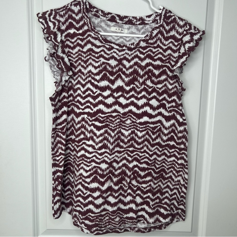 Maurices Women's Zigzag Patterned Top - Maroon and White / Size Medium